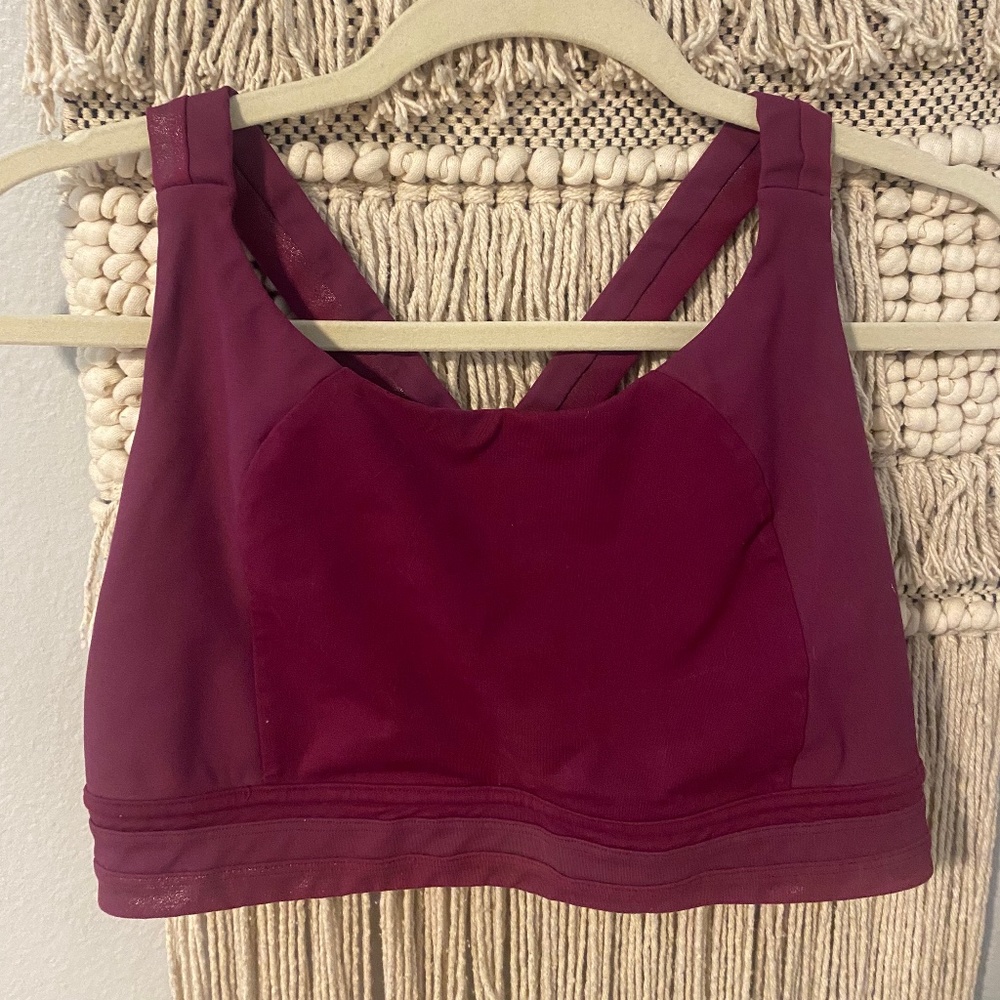 Lululemon High Neck Bra; Size 10 - GUC